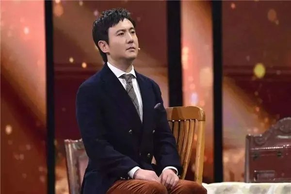 杨迪妈妈把沈腾认成王一博,对此事网友都有何评论?