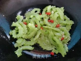 清炒苦瓜