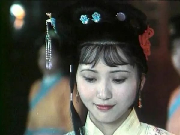 如何评价《请赐我一双翅膀》中的玉玲珑？