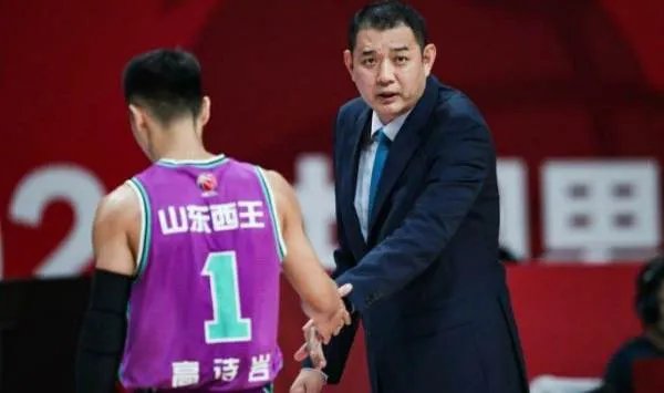 广厦男篮进前四