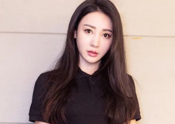 柳岩谈择偶标准，你觉得她应该找个怎样的男朋友?