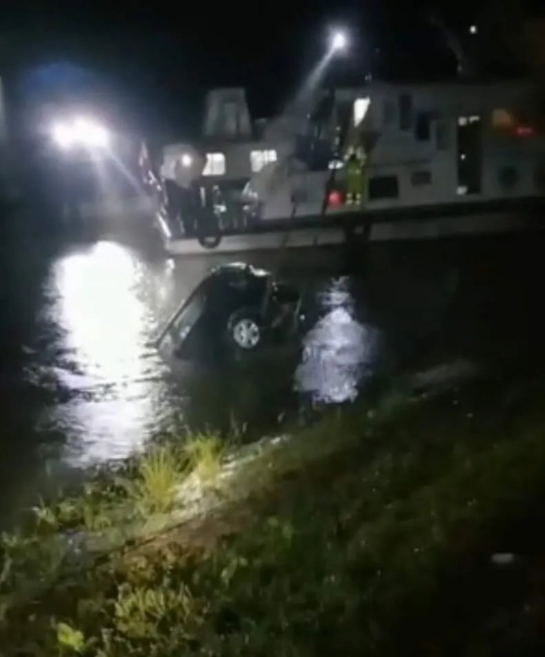 湖南益阳一防汛干部坠河遇难