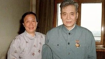 两弹元勋邓稼先的后人如今怎么样了呢？