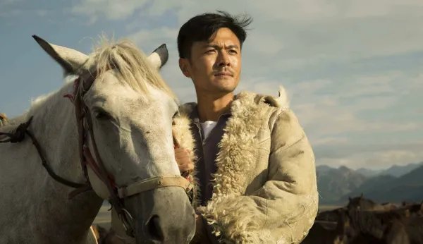 他是实力派演员,走红后和高圆圆分手,于小伟如今怎么样了?