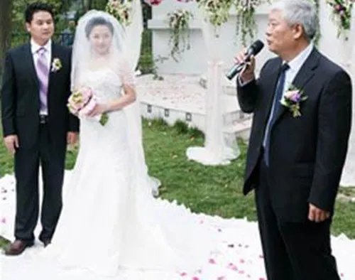 证婚人与主婚人的区别 证婚人与主婚人应该由谁担任