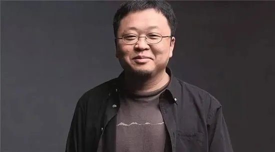 罗永浩为什么会欠这么多钱？