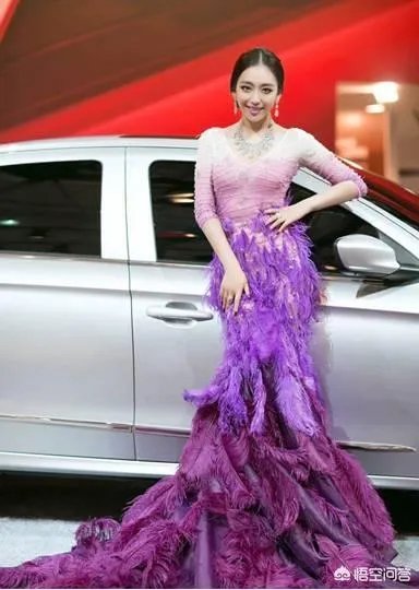 车展上那些漂亮的车模是怎么选拔出来的？