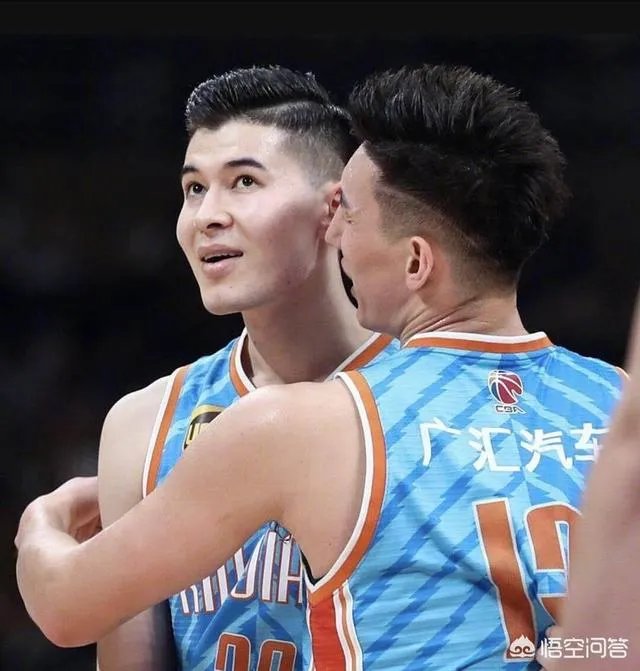 半决赛辽宁队再负新疆队,为何有球迷高喊王哲林MVP,这是什么梗?