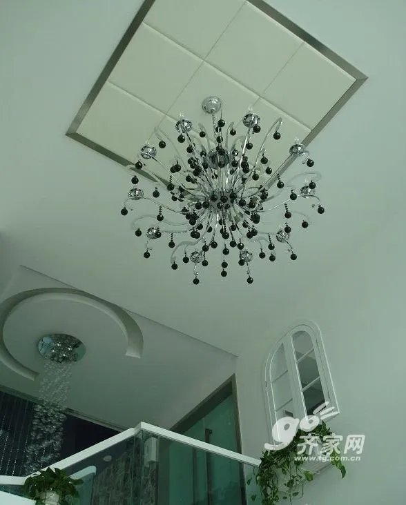 9万搞定160平复式窝 纯净的味道令人迷醉