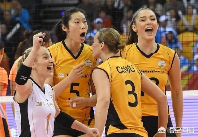 央视评论员、前国手李颖称“金软景跟朱婷已不是一个档次”,对此你如何评价?