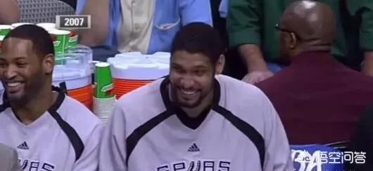 看一眼马刺替补席扭头就跑, 小学生用生命演绎装X, 结果呢?