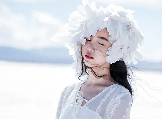 张辛苑素颜生活照曝光  文艺女神自称不会隐藏自己