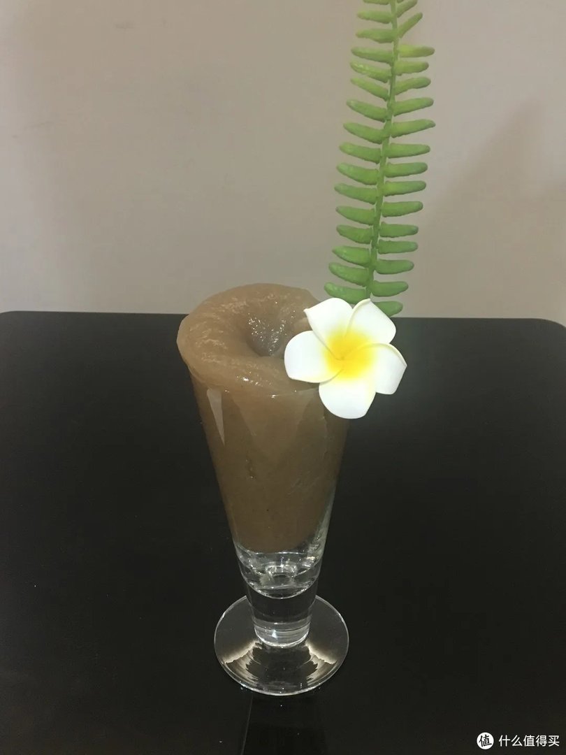 妹子们的屋里总该藏几款适合戴出门的跳蛋吧!