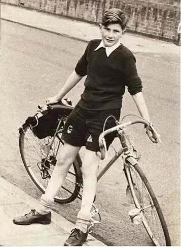 绅士外表下的叛逆,感受老顽童Paul Smith的英式幽默!