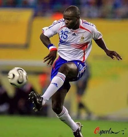 你看过的哪场足球比赛堪称一个人的表演赛？