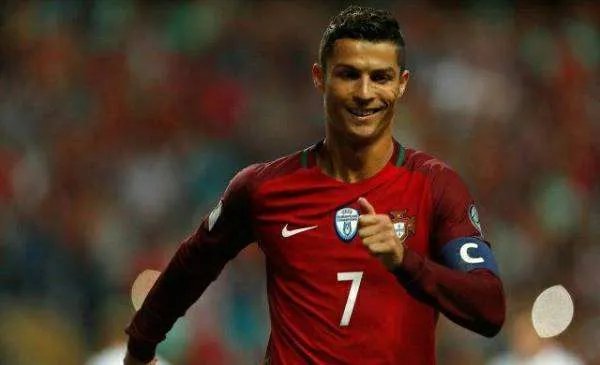 梅西没有为阿根廷国家队拿到过冠军,他还有机会追上C罗吗?