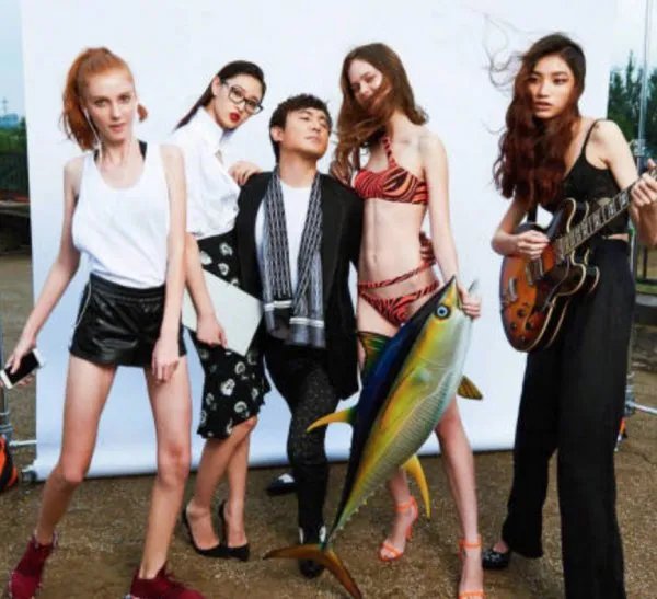 “硬照鬼才沈腾”是什么梗?