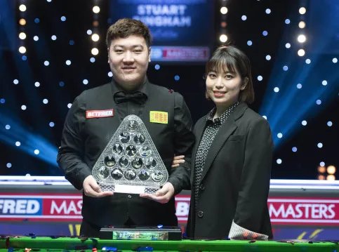 关于颜丙涛首夺斯诺克大师赛冠军一事，你有何看法？