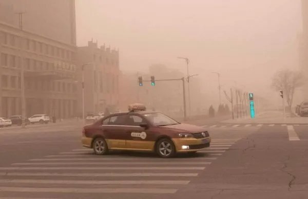 北京发布沙尘蓝色预警，怎样的措施可以预防沙尘天气？