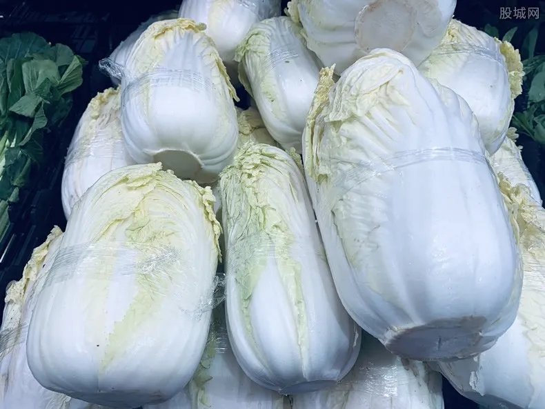 韩国大妈吐槽白菜比中国贵10倍 为什么那么贵？