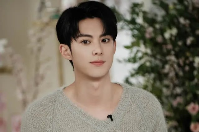 2022中国十大帅哥明星 中国最帅的十大男神 TC Candler中国男明星颜值排行榜