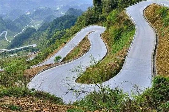 重庆秀山县属于哪个区