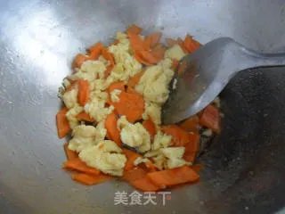 胡萝卜炒鸡蛋