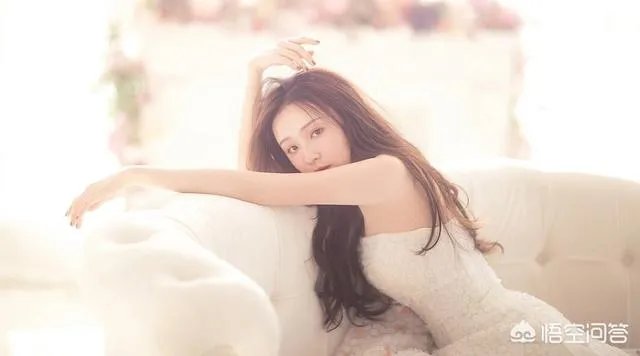 斗鱼周二珂停播俩月，再次出现竟是为了打广告，网友：不拿粉丝当人看，你怎么看？