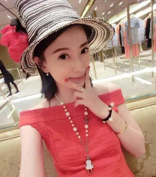 高磊鑫现在的老公是谁?