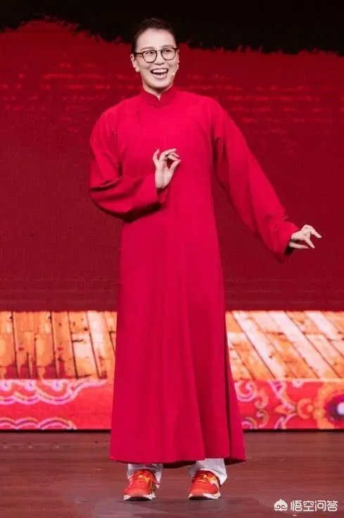 傅园慧世锦赛意外出局,她把责任推到泳帽不合格,你如何评价?