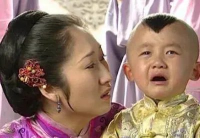 历史上福尔康的历史原型是谁？姑姑是乾隆元后