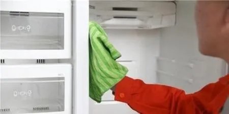 如何清洗冰箱最干净