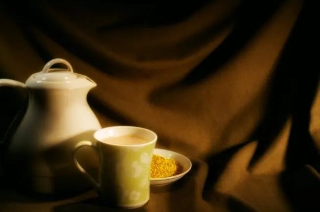 秋天的第一杯奶茶文案朋友圈 八月的第一杯奶茶的说说