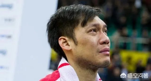 比赛还剩1分钟，林志杰下场，阿不都沙拉木鼓掌欢送，你怎么看？