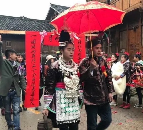 侗族彩礼多少 侗族结婚的民俗有哪些