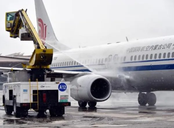 首都机场为何要取消航班142架?