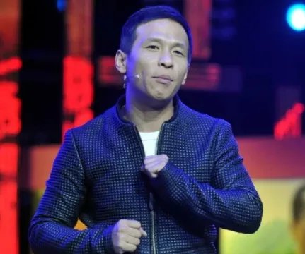 赵本山或将缺席于月仙葬礼,弟子接二连三出事,“赵氏集团”还能撑多久?