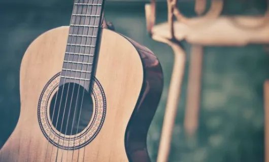吉他好学吗?