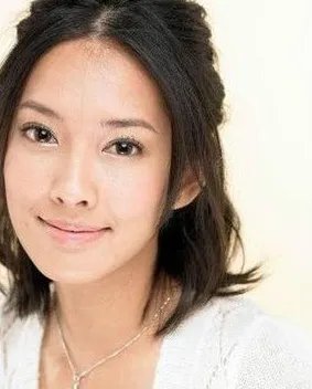 篮球火里的湛洁儿最后和谁在一起？