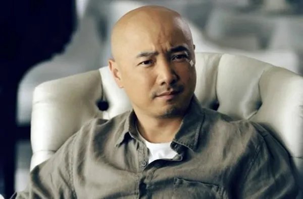 记者自曝因采访徐峥被开除，这到底是怎么一回事？