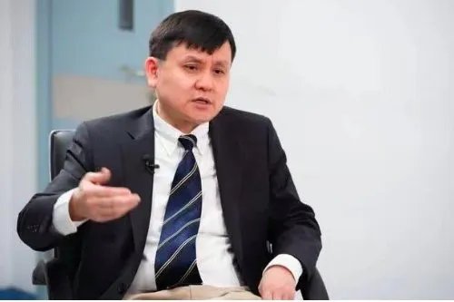 张文宏说年轻人打疫苗是为国家做贡献 ，最好什么时候打？