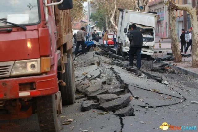 青岛黄岛爆炸事故已致35死166伤 原因已初步查明