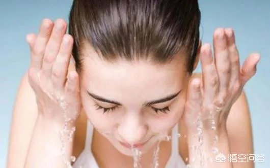 每天用食用盐洗脸好吗？