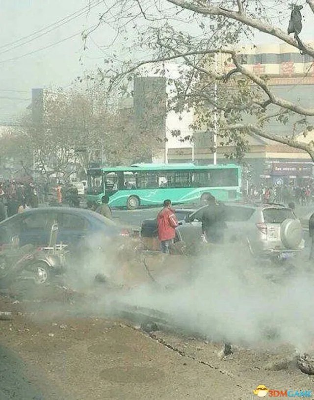 青岛黄岛爆炸事故已致35死166伤 原因已初步查明