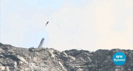 《碟中谍7》片场视频及片场照 阿汤哥悬崖跳摩托车