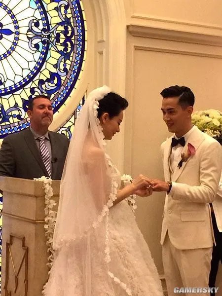 戚薇李承铉美国完婚 帅气欧巴成中国女婿