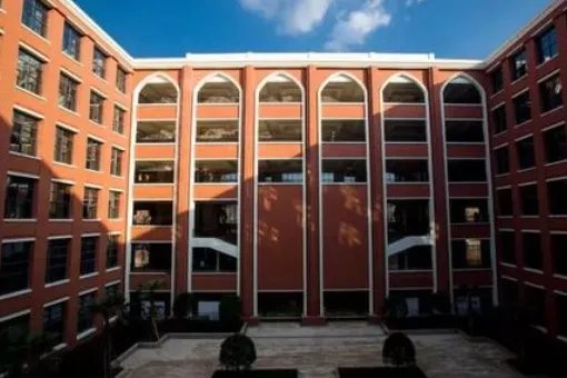 重庆工商大学融智学院到底好不好啊 跪求